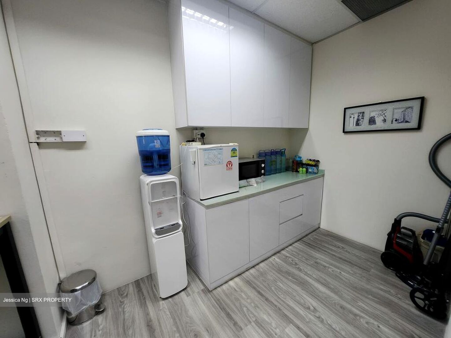 The Adelphi (D6), Office #497864651